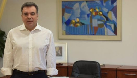 MANOΣ ΚΟΝΣΟΛΑΣ: “Ο κορωνοϊός με επισκέφτηκε στα γενέθλια μου. Ο ιός δεν κάνει διακρίσεις.Να προσέχετε όλοι, να τηρείτε τα μέτρα υγιεινής, προστασίας και ασφάλειας και να έχουμε όλοι εμπιστοσύνη στην επιστήμη”