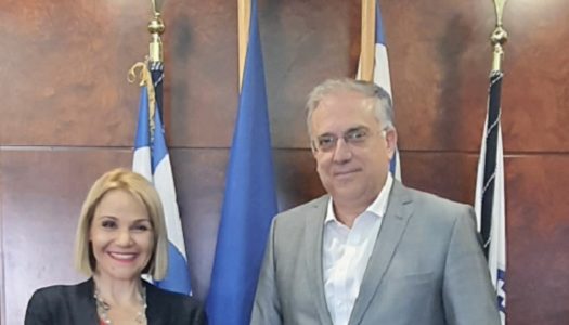 Συνάντηση της Μίκας Ιατρίδη με τον Υπουργό Προστασίας του Πολίτη, Τάκη Θεοδωρικάκο και τον Αρχηγό της ΕΛ.ΑΣ. Αντιστράτηγο Κωνσταντίνο Σκούμα.