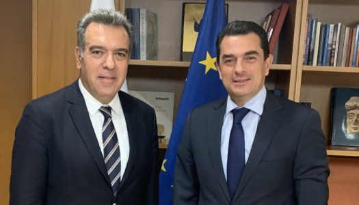 ΜΑΝΟΣ ΚΟΝΣΟΛΑΣ: «Ρεαλιστική λύση για να μην απαξιωθεί η μικρή ακίνητη περιουσία των πολιτών σε οικόπεδα κάτω των 4 στρεμμάτων»